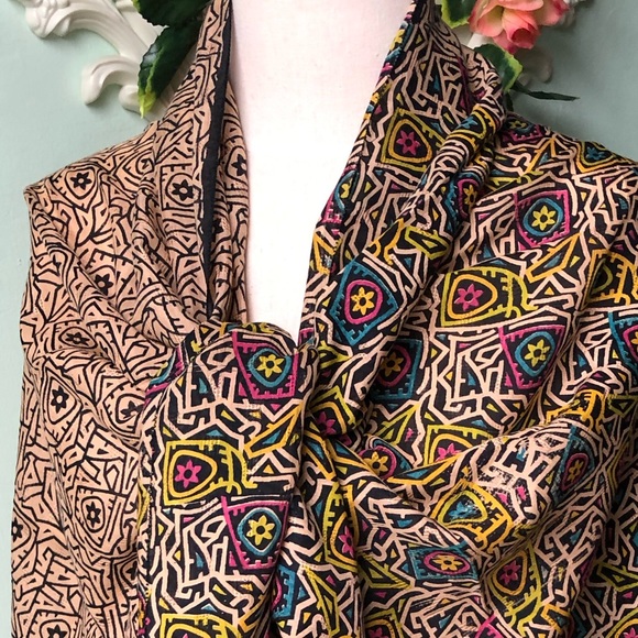 Vintage cotton abstract print scarf - Picture 7 of 8